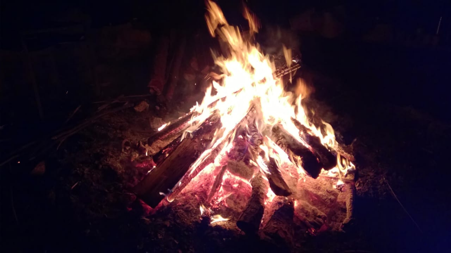 Wintersonnenwendfeuer Wintersonnenwendfeuer